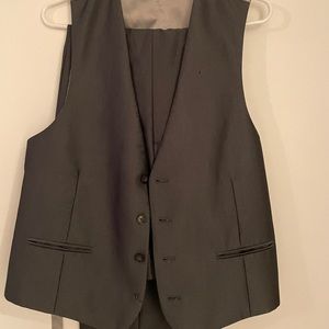 2 Piece Vest and Pants set. Color-Gray